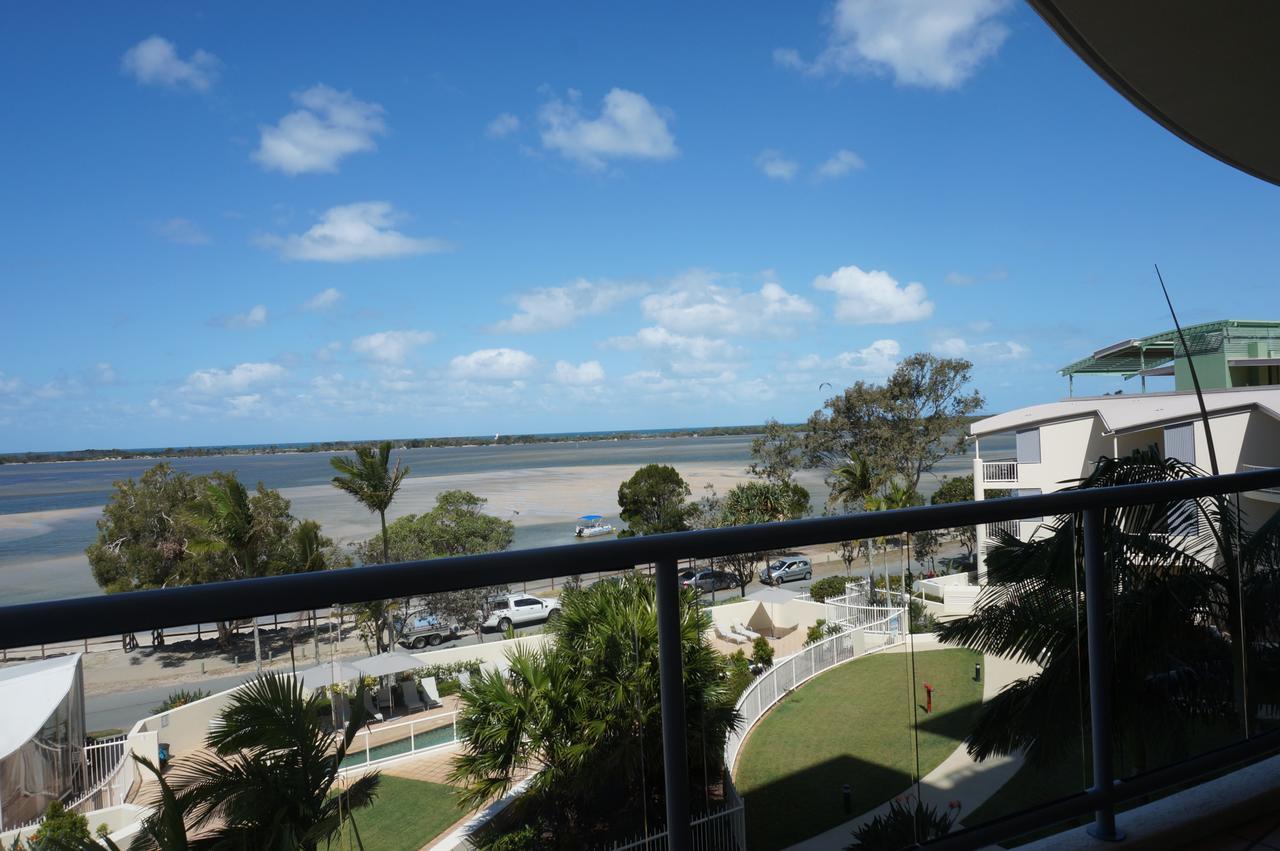 Moorings Beach Resort Caloundra Exterior foto