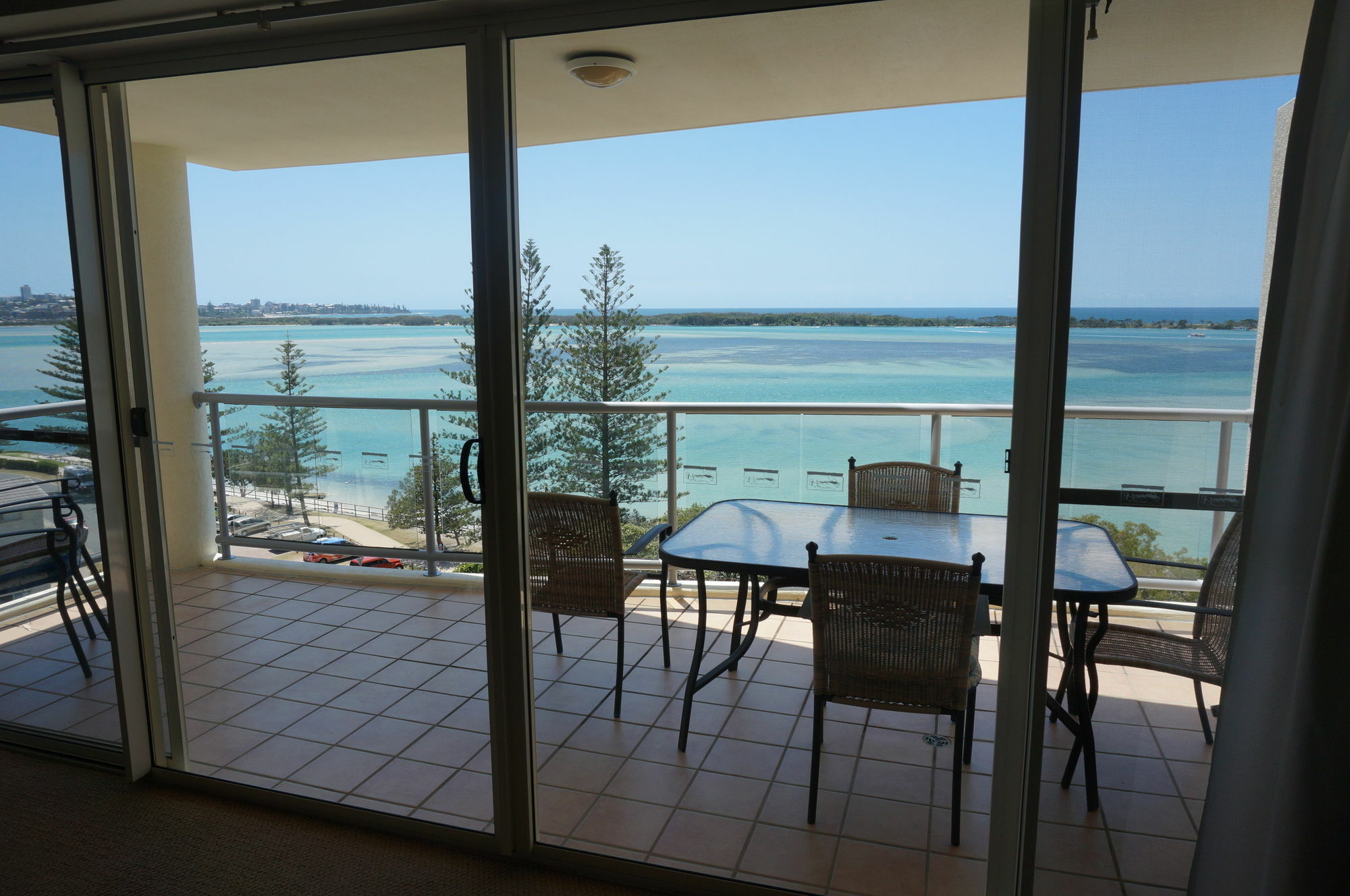 Moorings Beach Resort Caloundra Exterior foto
