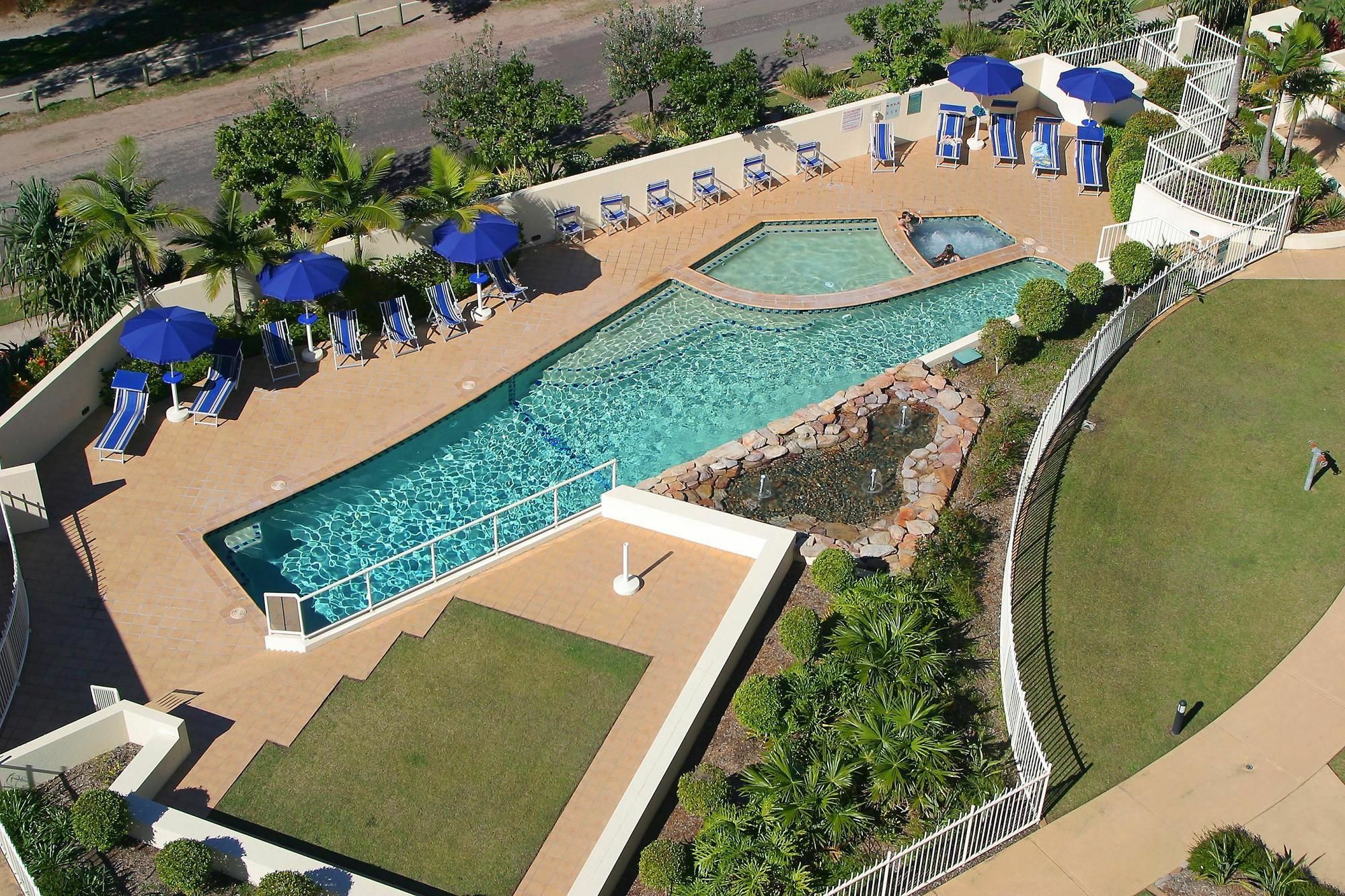 Moorings Beach Resort Caloundra Exterior foto